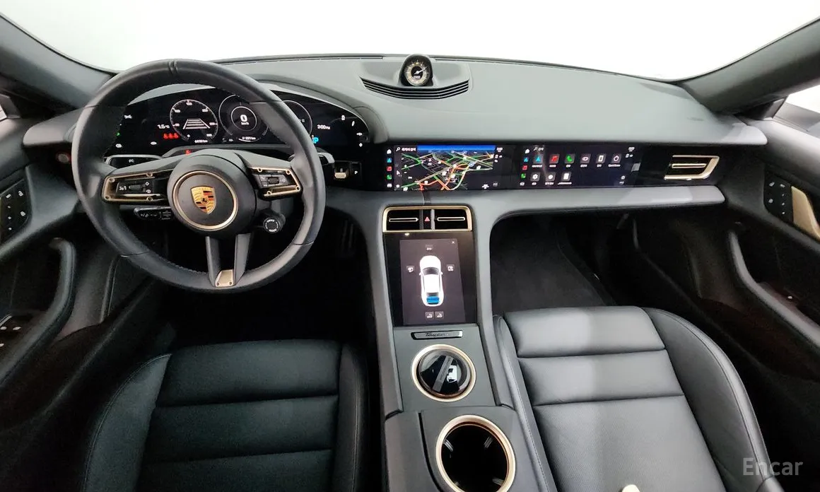 Фото 7 - Porsche Taycan