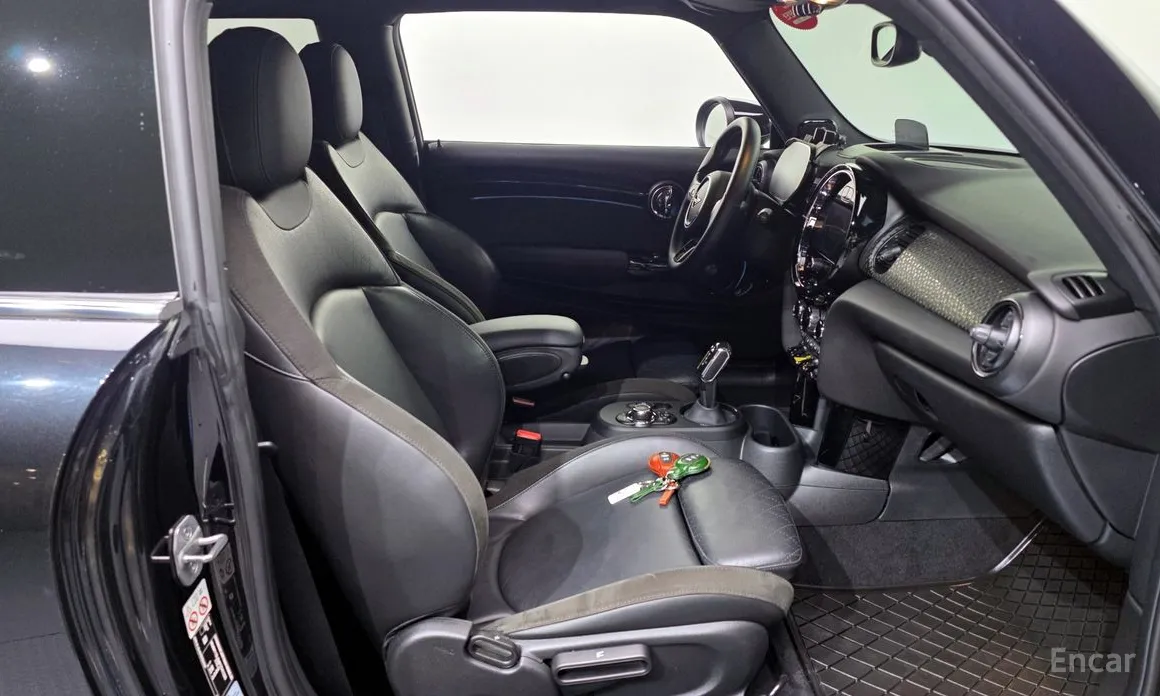 Фото 11 - Mini Cooper