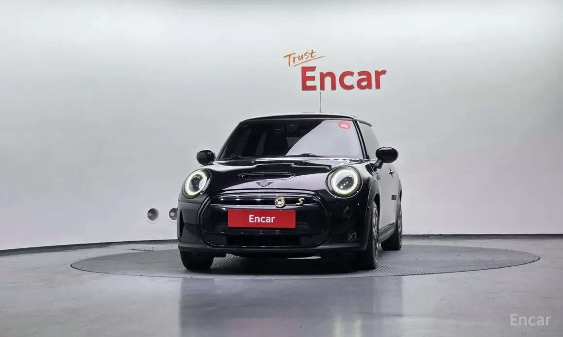 Фото 3 - Mini Cooper