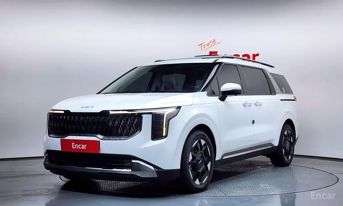 Фото 1 - Kia Carnival