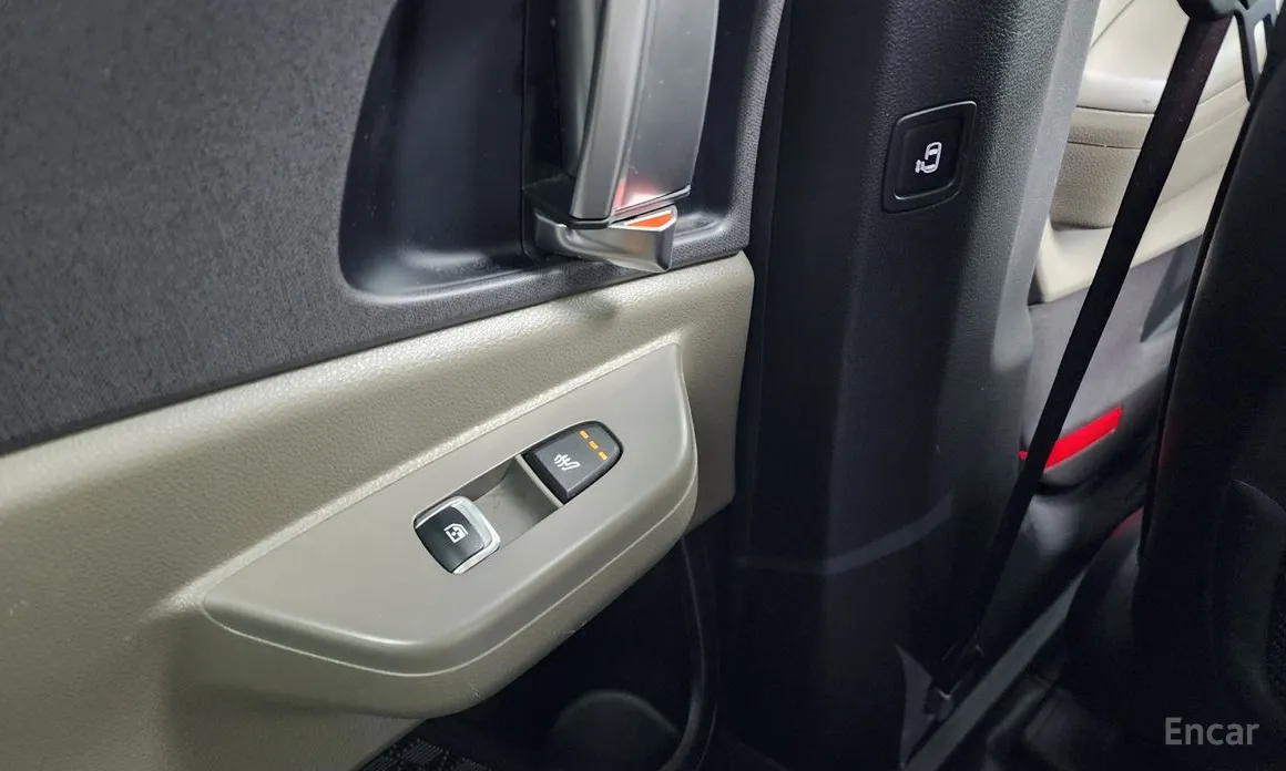 Фото 18 - Kia Carnival