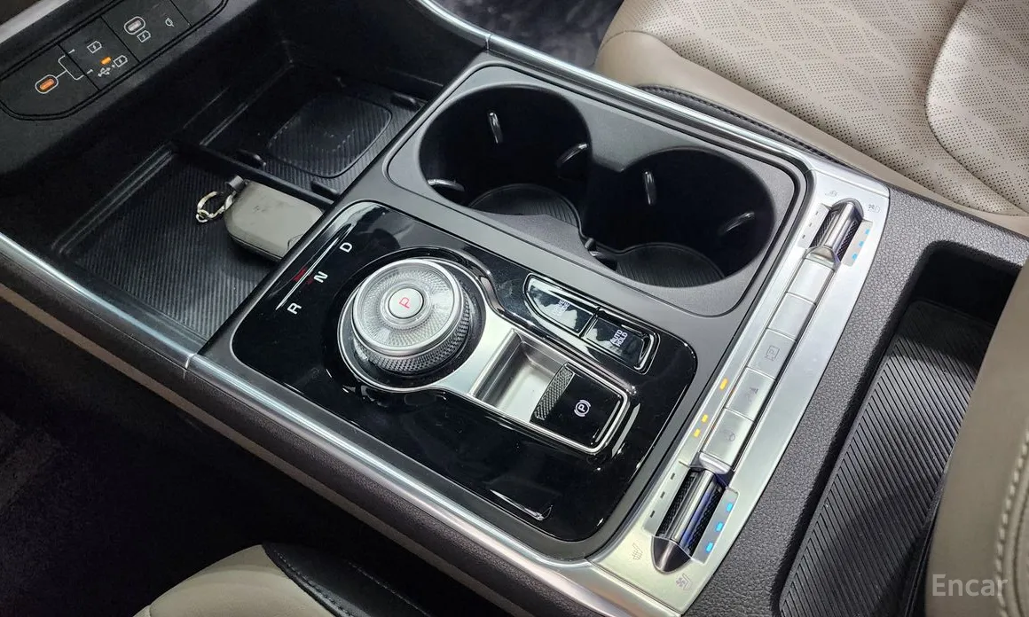 Фото 9 - Kia Carnival