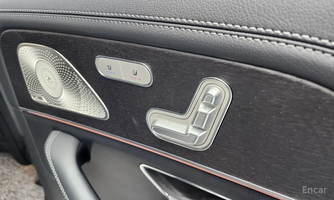 Фото 18 - Mercedes-Benz GLS-Class