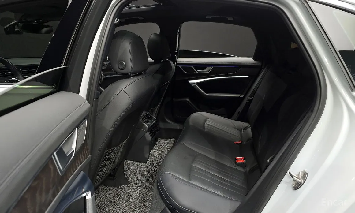 Фото 12 - Audi A6