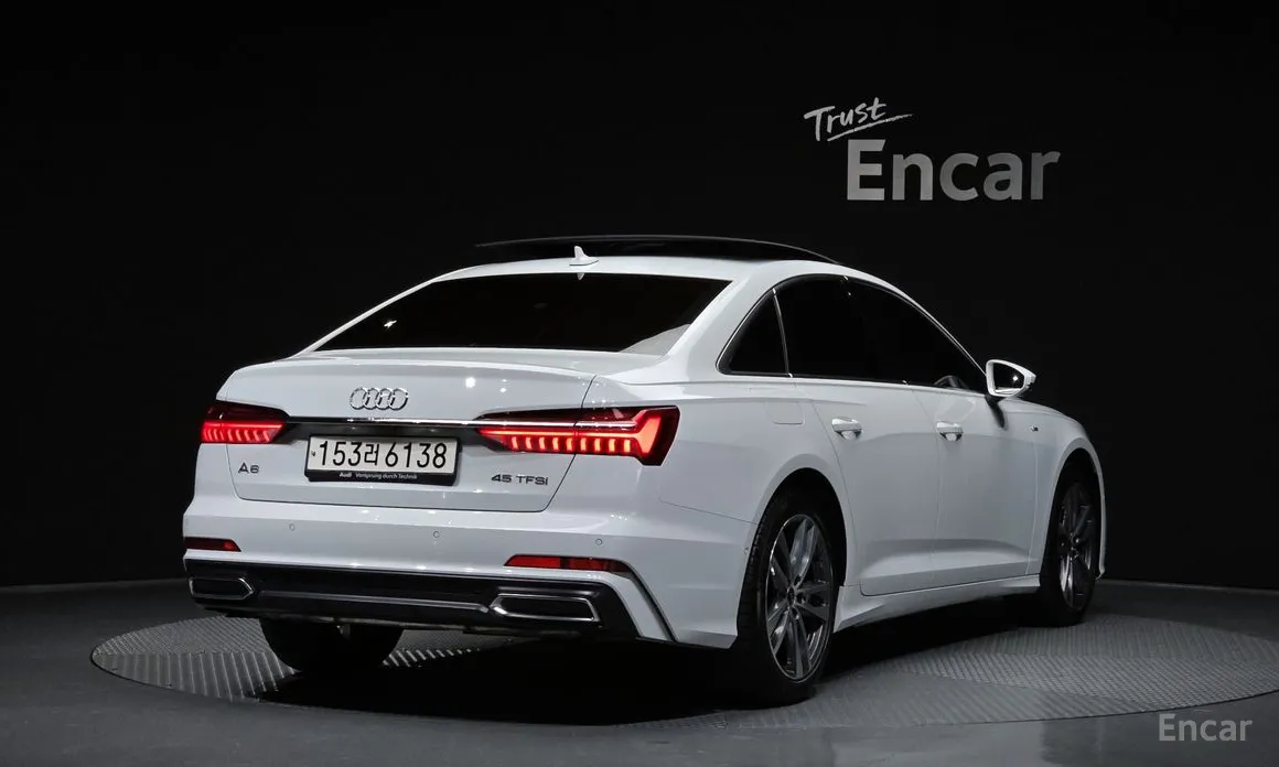 Фото 2 - Audi A6