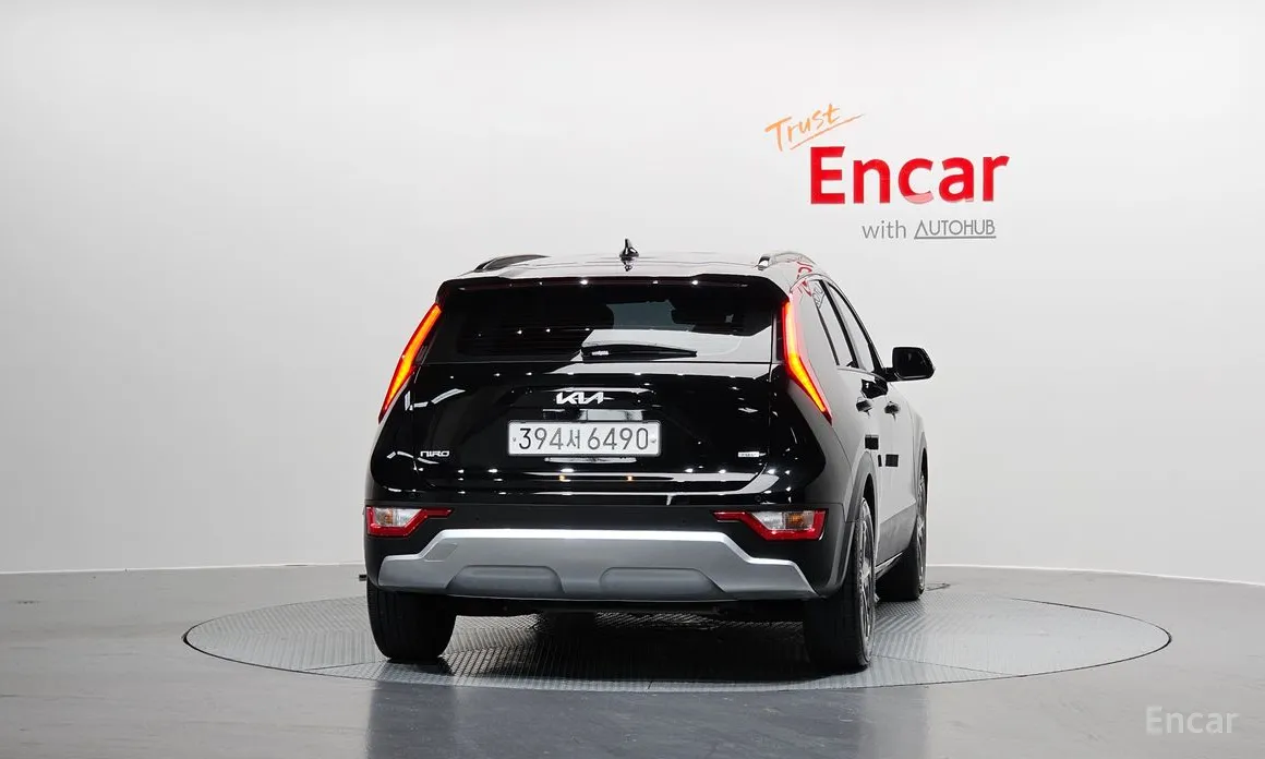 Фото 4 - Kia Niro