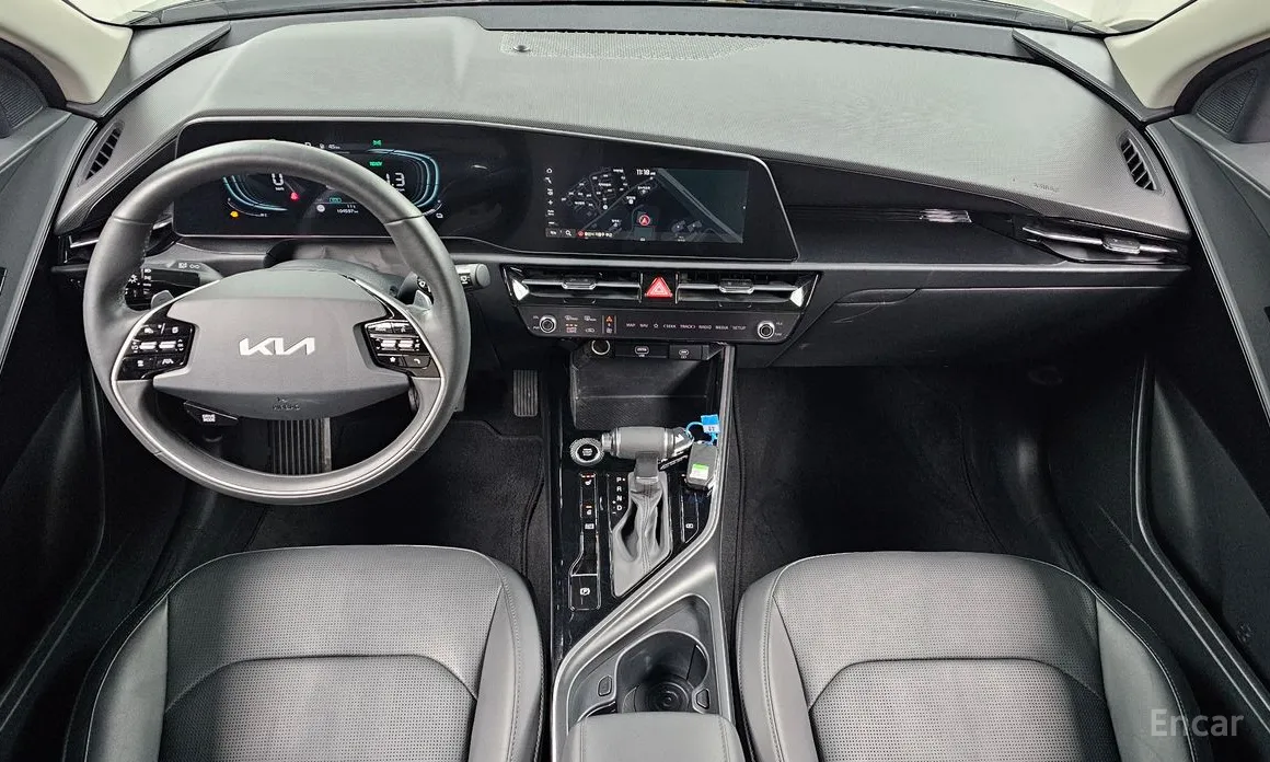 Фото 7 - Kia Niro