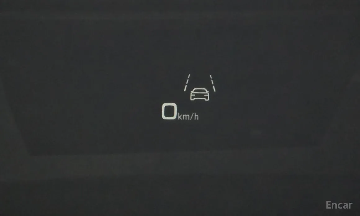 Фото 13 - Audi e-tron