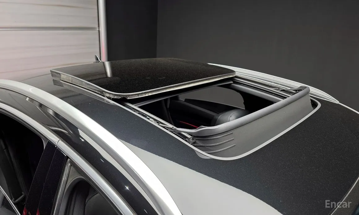 Фото 19 - Audi e-tron