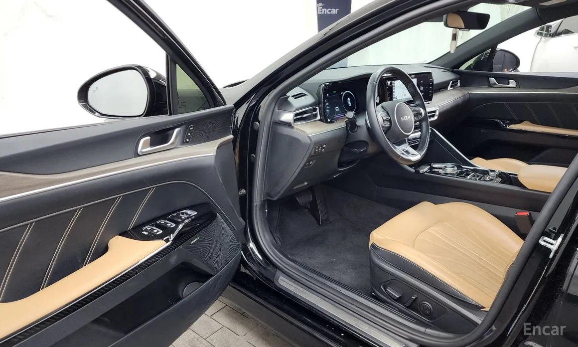 Фото 10 - Kia K5