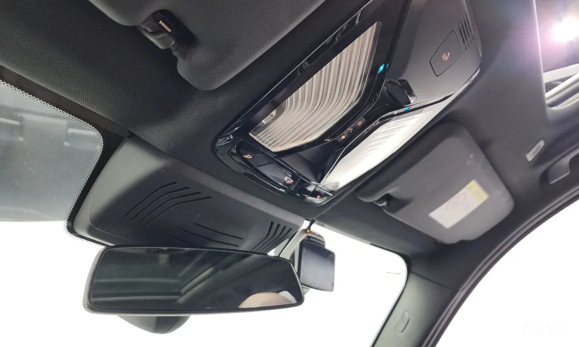 Фото 18 - BMW iX3