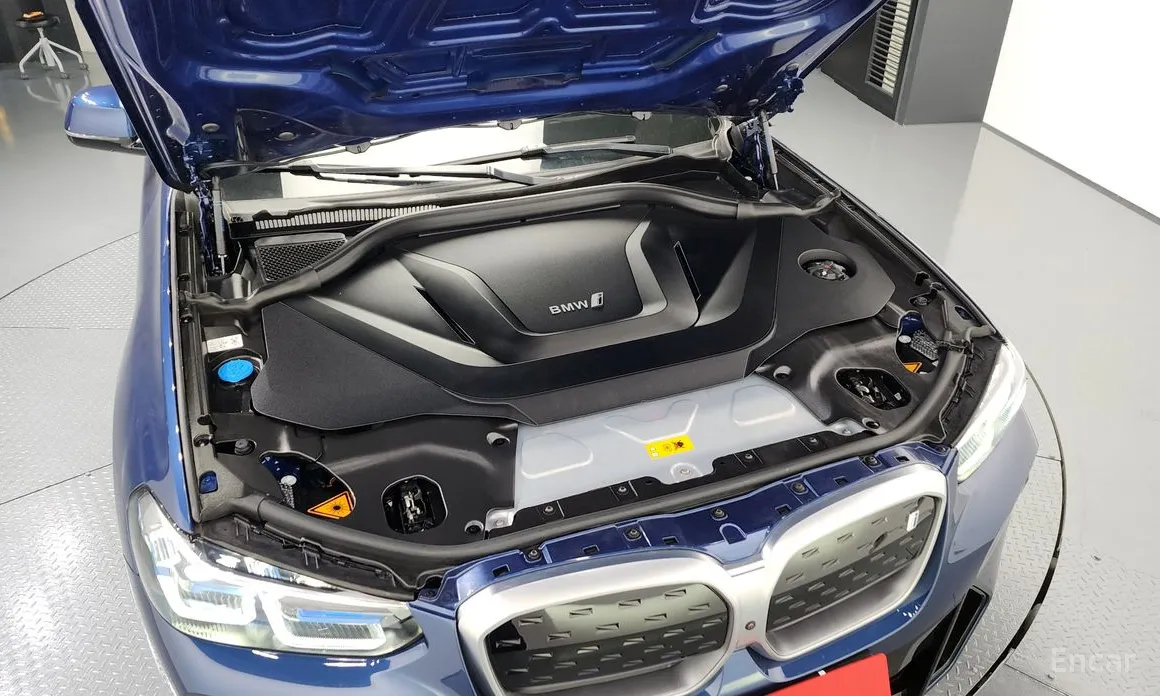 Фото 6 - BMW iX3