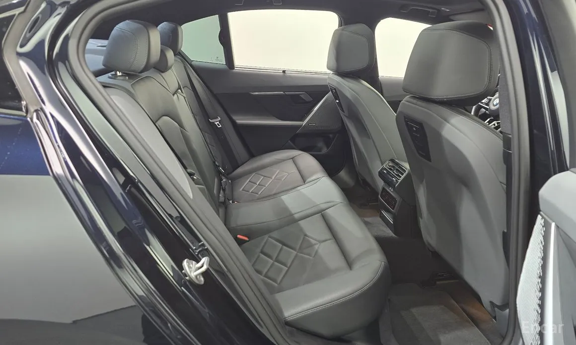 Фото 12 - BMW 5 Series