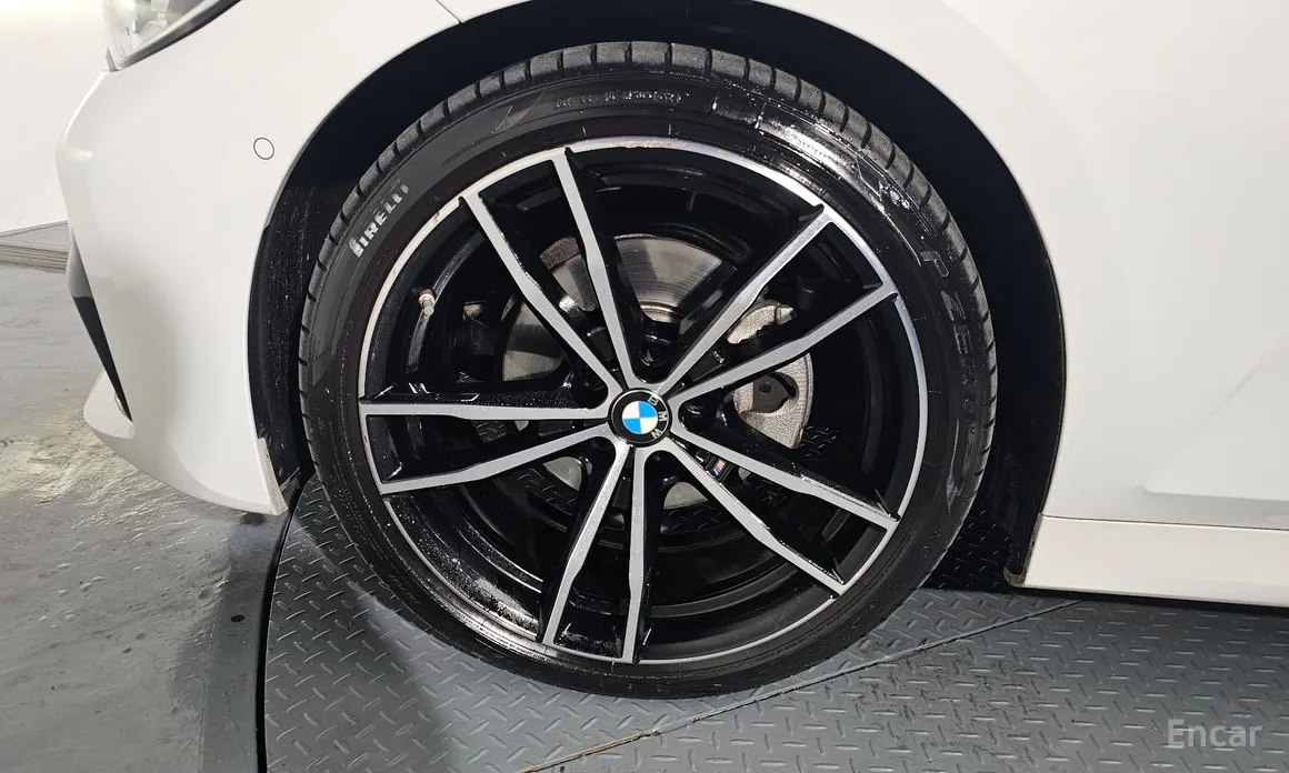 Фото 5 - BMW 3 Series