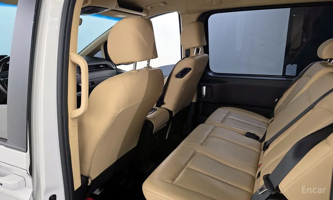 Фото 11 - Hyundai Staria