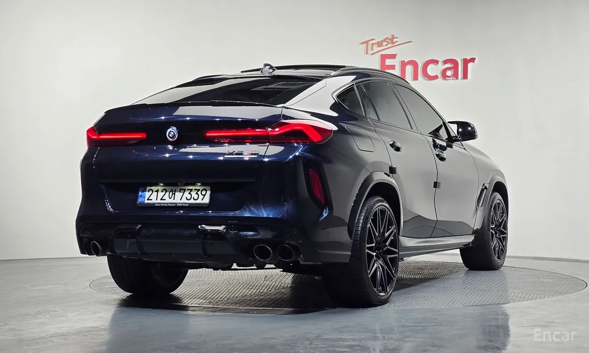 Фото 2 - BMW X6 M