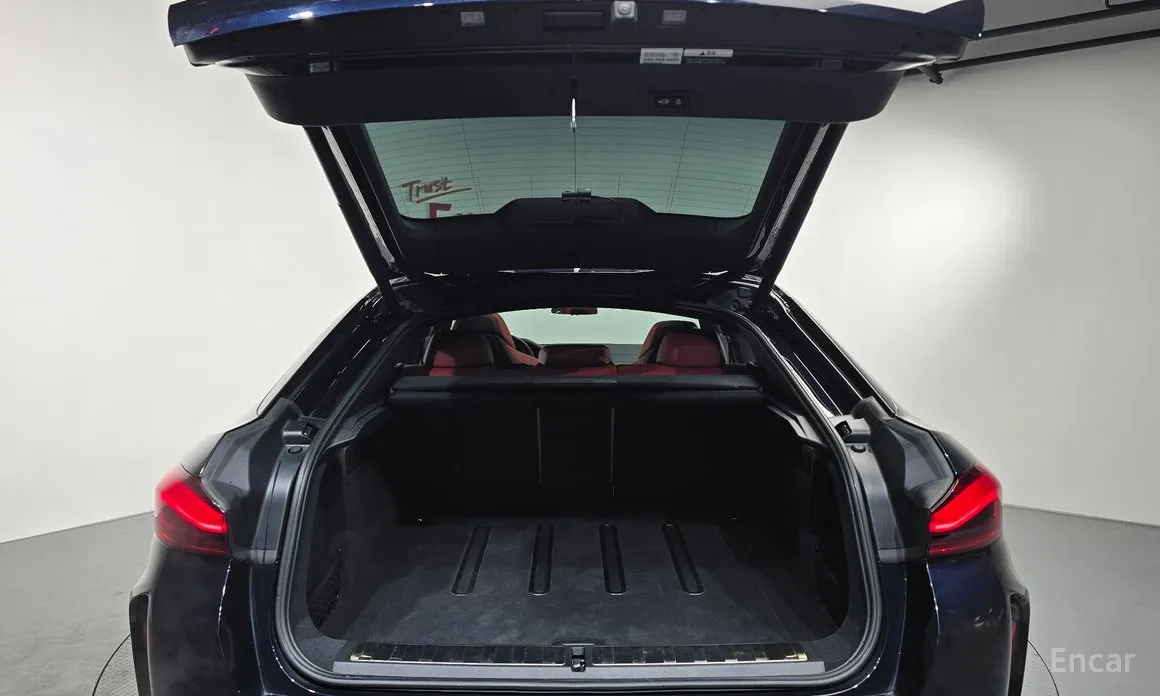 Фото 20 - BMW X6 M