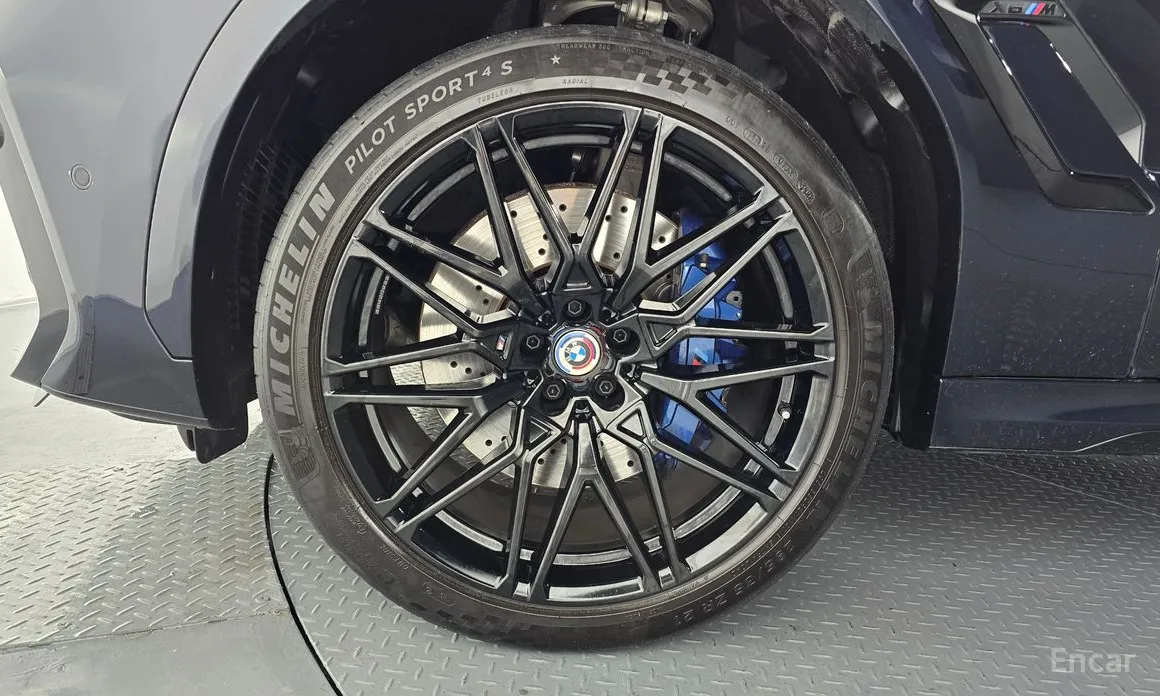 Фото 5 - BMW X6 M