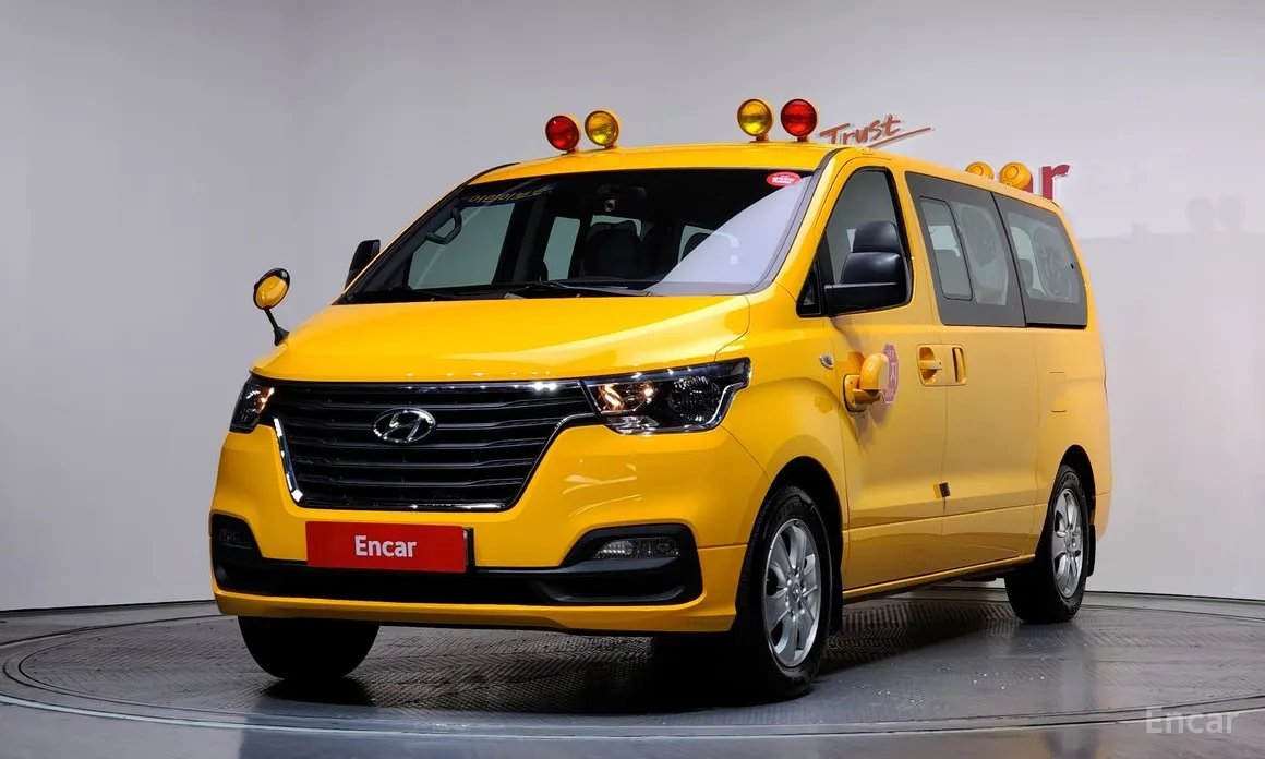 Фото 1 - Hyundai Starex