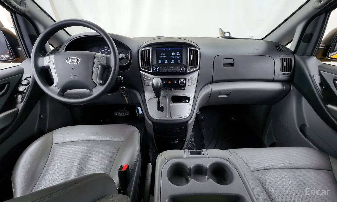 Фото 7 - Hyundai Starex