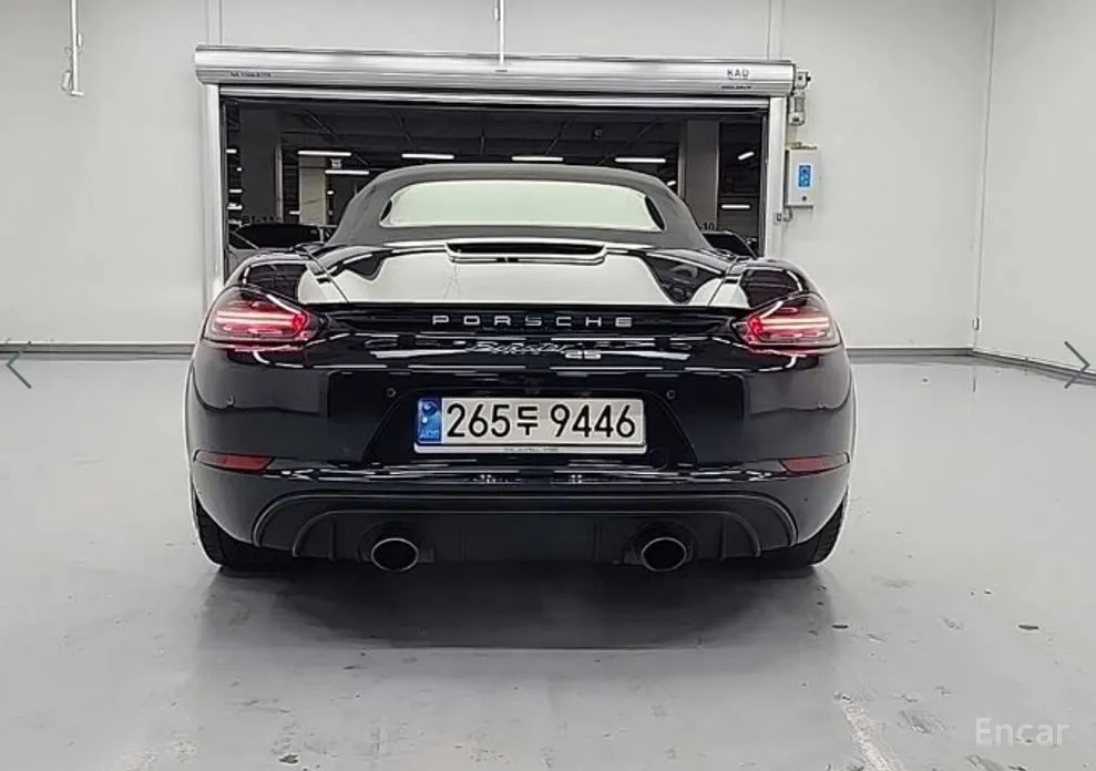 Фото 3 - Porsche 718