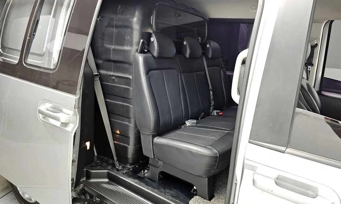 Фото 12 - Hyundai Staria