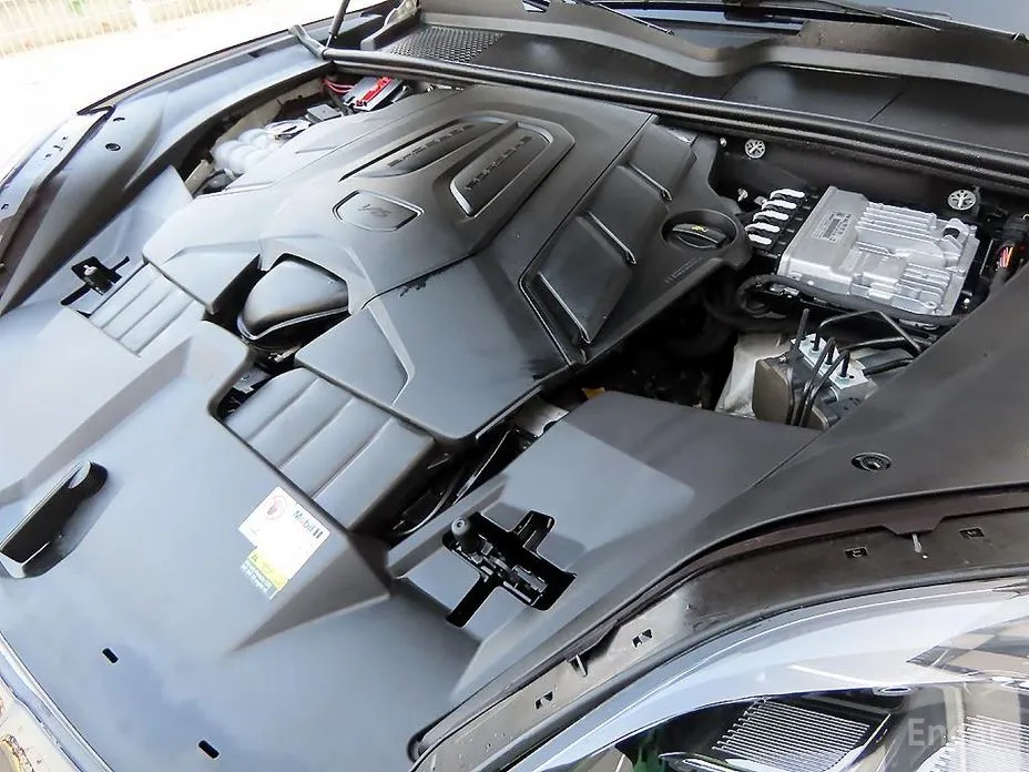 Фото 19 - Porsche Cayenne