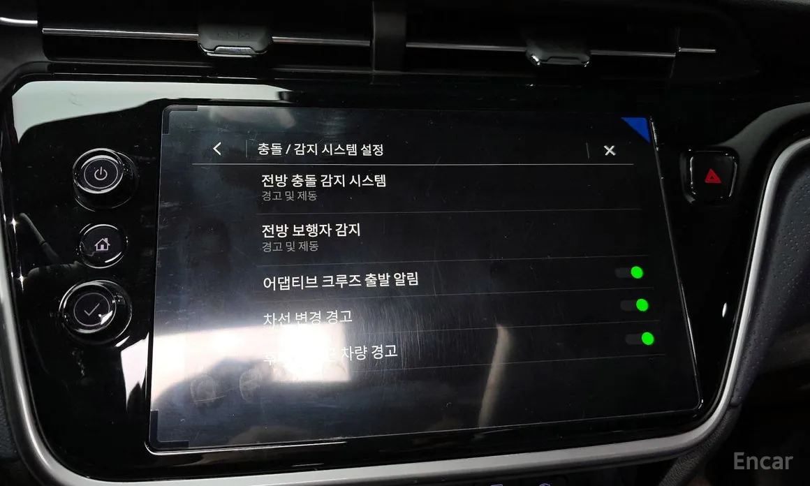 Фото 15 - Chevrolet Bolt EUV