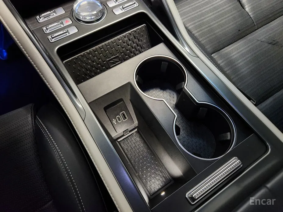 Фото 15 - Lincoln Nautilus