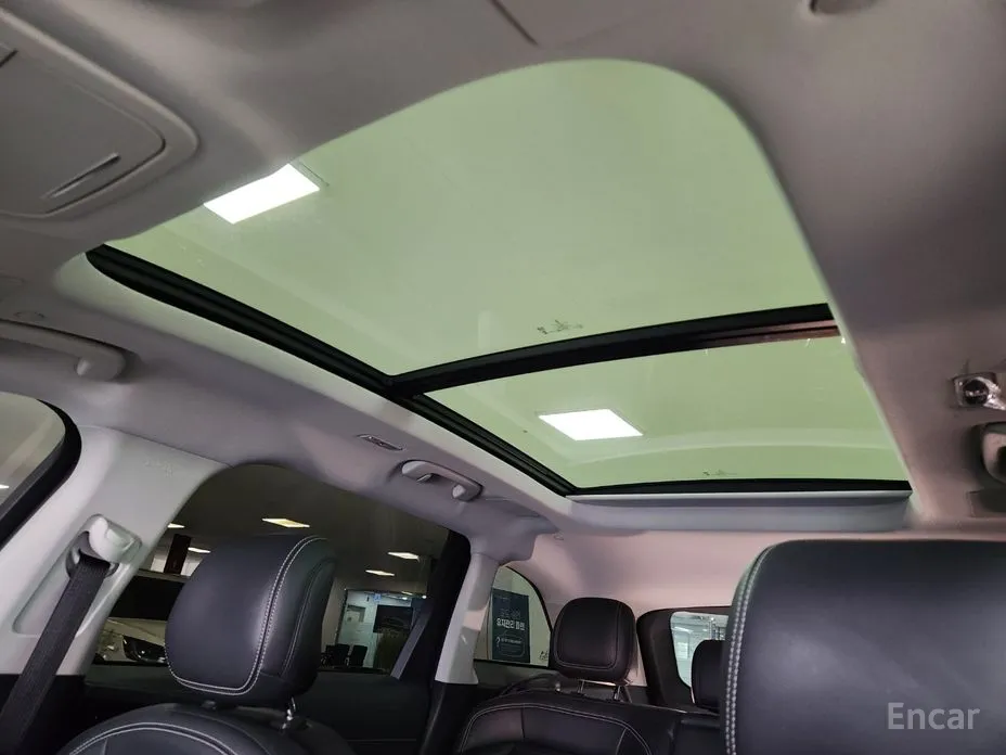 Фото 18 - Lincoln Nautilus