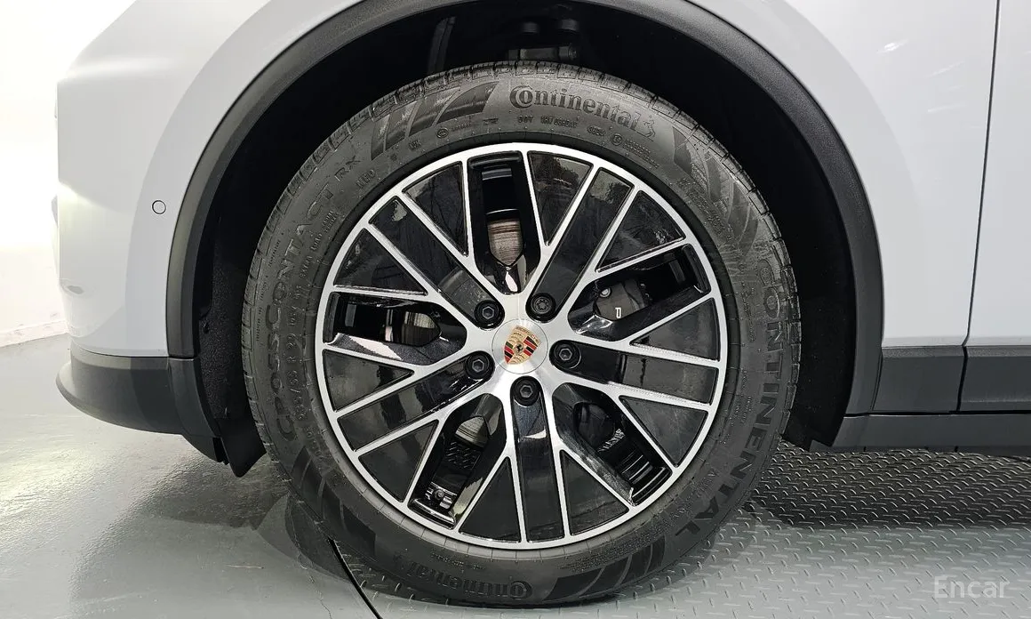 Фото 5 - Porsche Macan