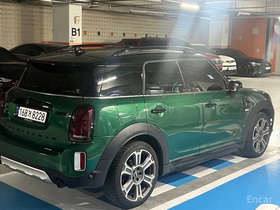 Фото 2 - Mini Countryman
