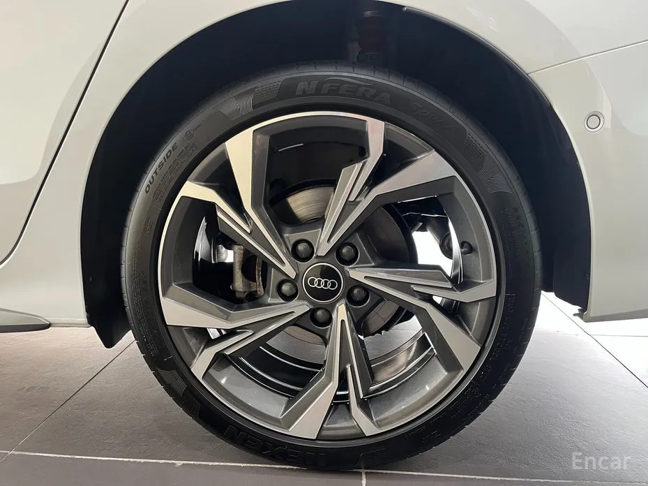 Фото 5 - Audi A3