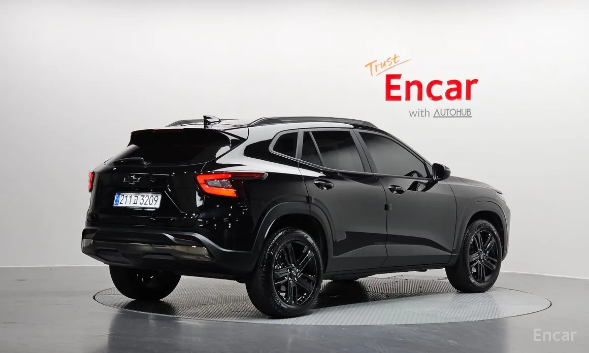 Фото 2 - Chevrolet Trax