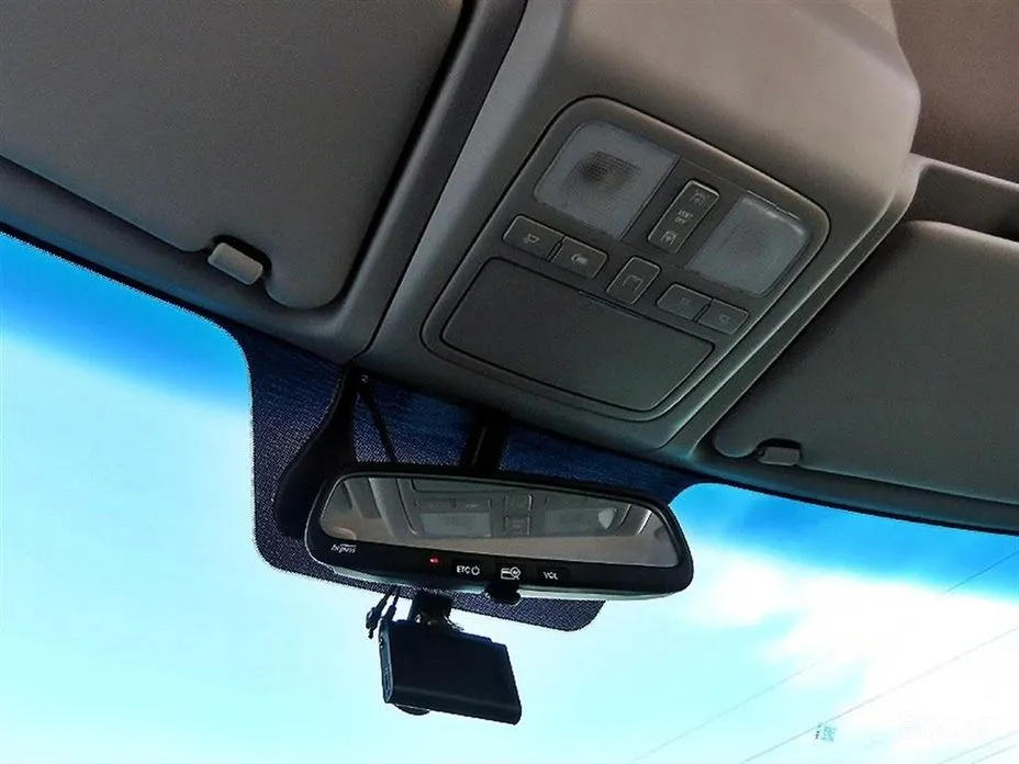 Фото 17 - Hyundai Solati