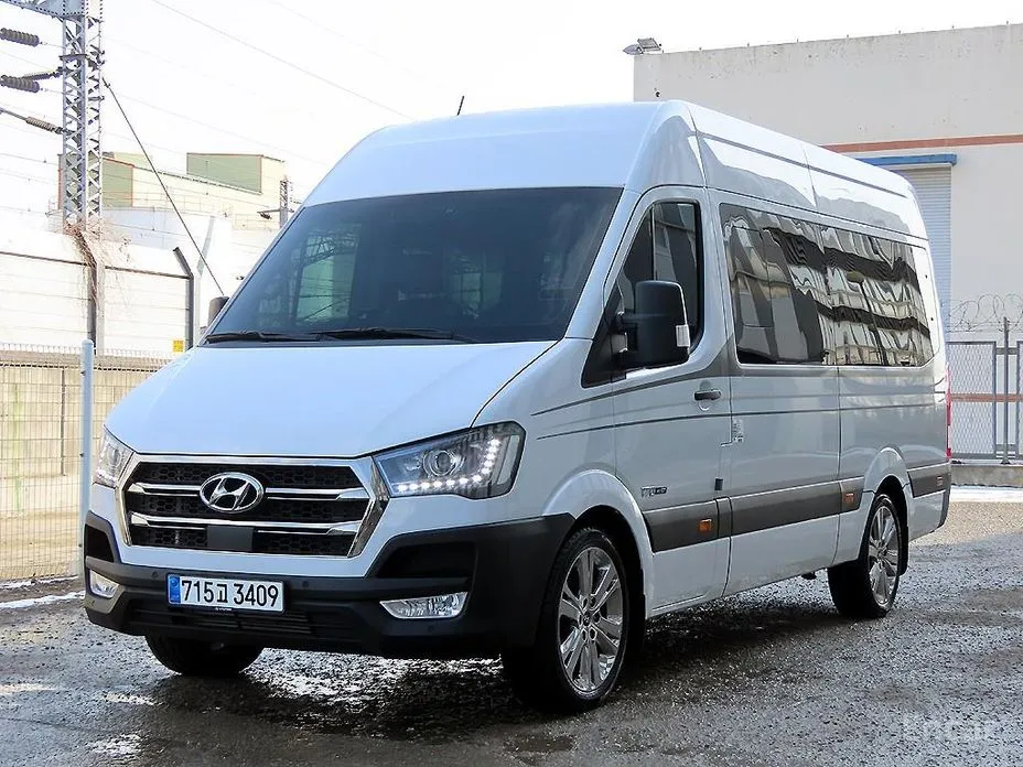 Фото 2 - Hyundai Solati