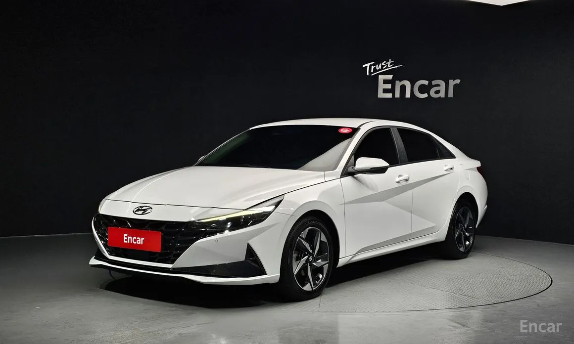 Фото 1 - Hyundai Avante