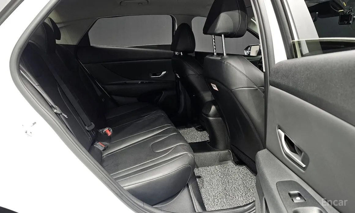 Фото 11 - Hyundai Avante