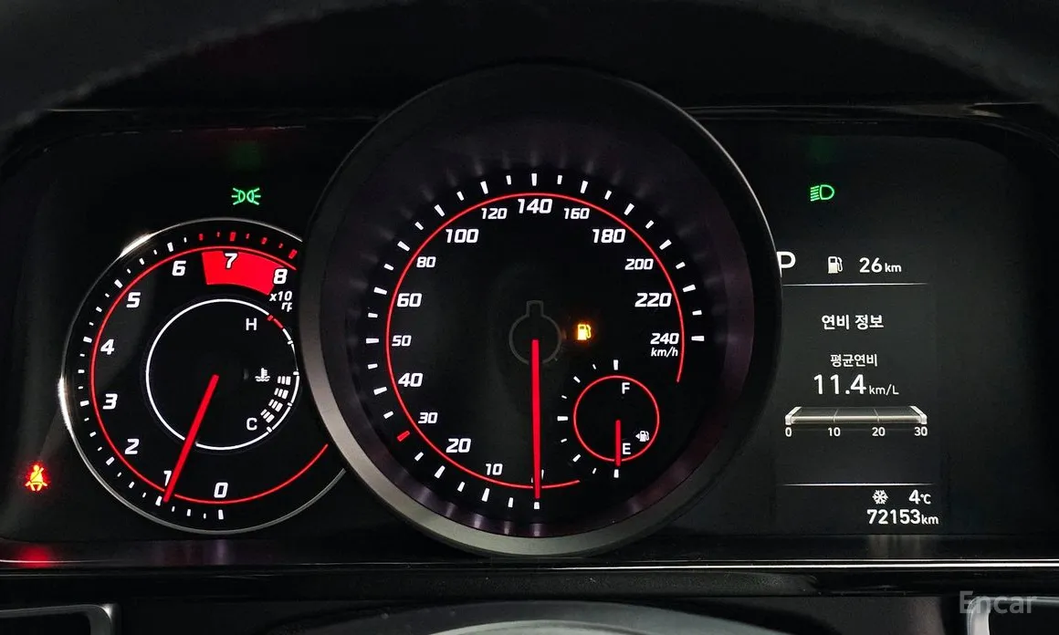 Фото 8 - Hyundai Avante