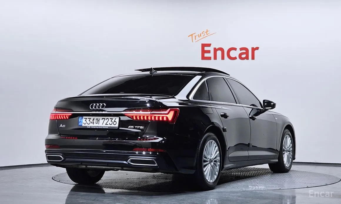 Фото 2 - Audi A6