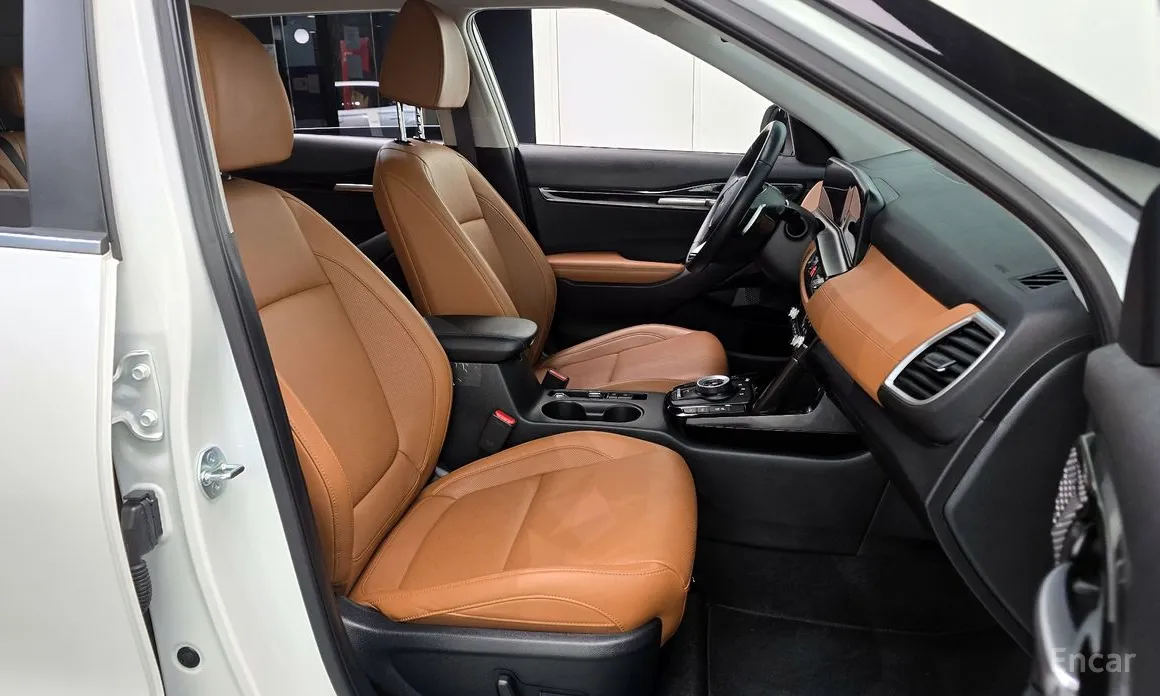 Фото 10 - Kia Seltos