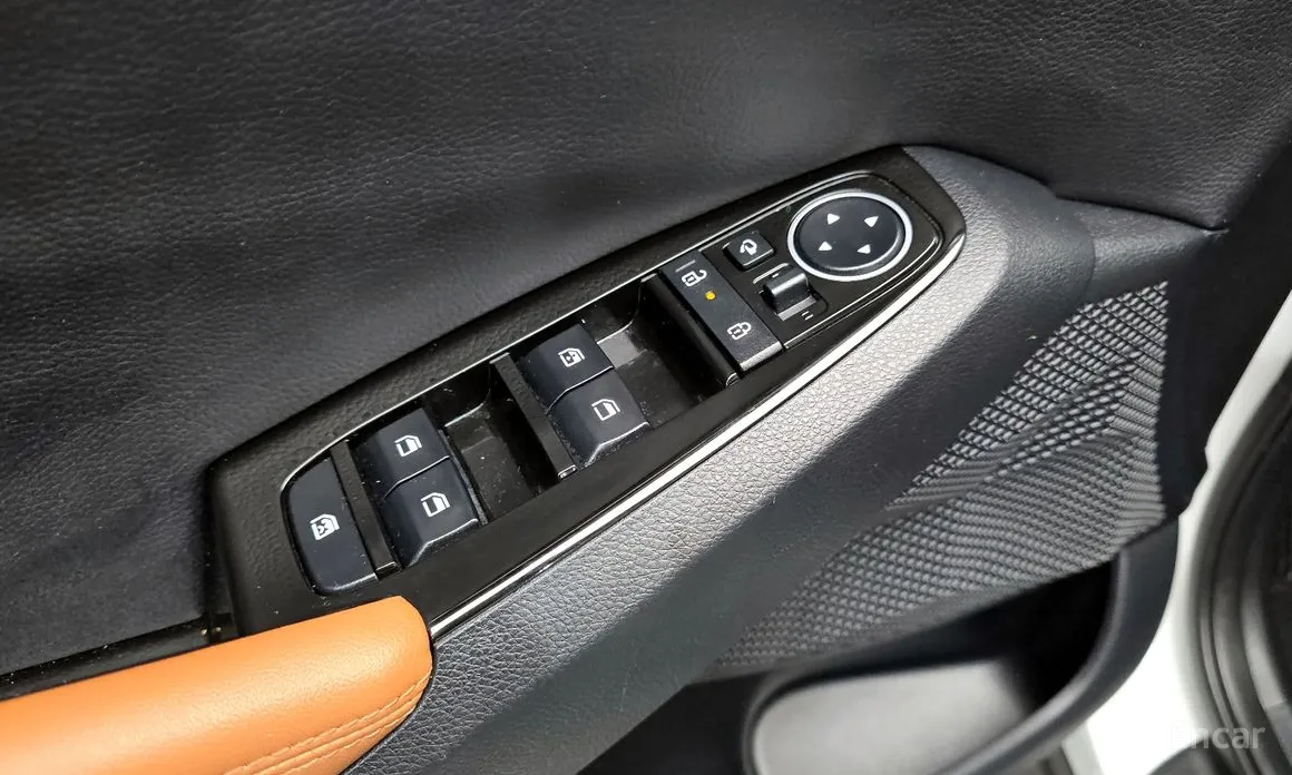 Фото 18 - Kia Seltos