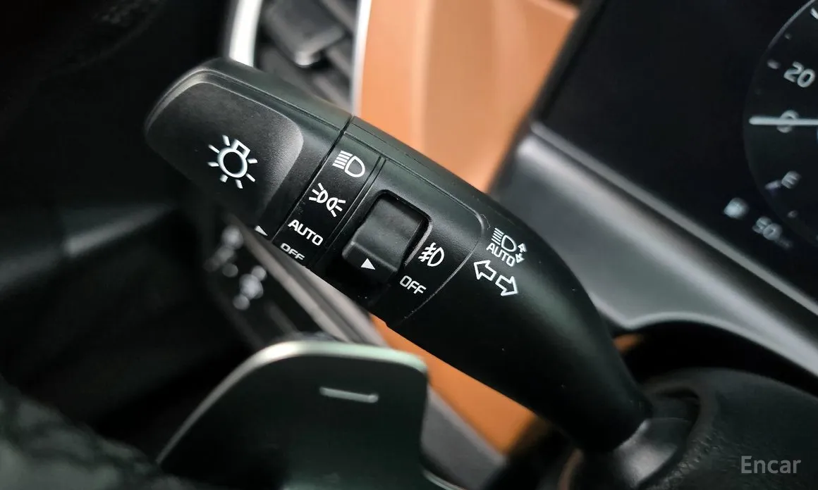 Фото 19 - Kia Seltos