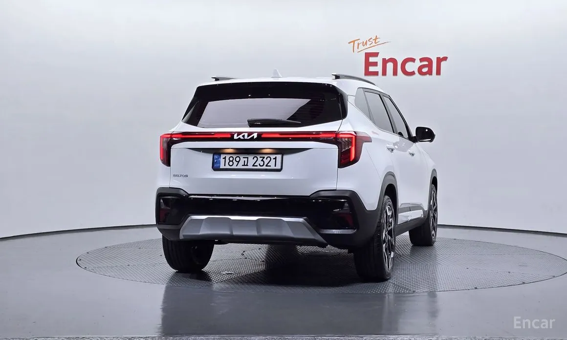 Фото 4 - Kia Seltos