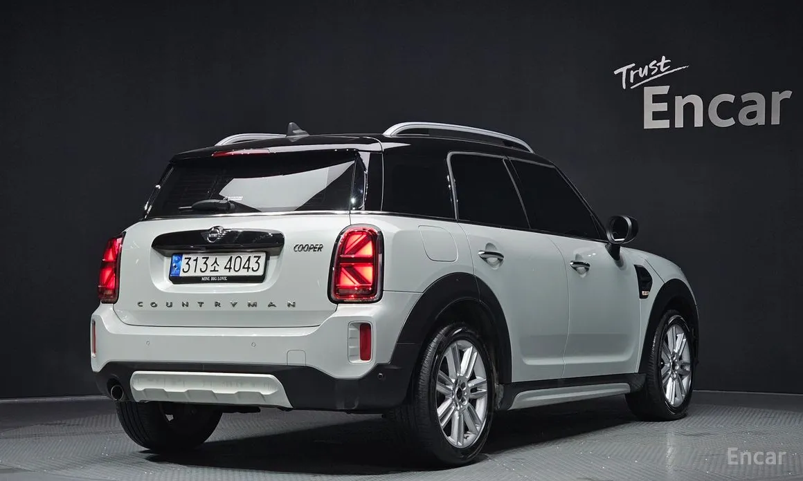 Фото 2 - Mini Countryman