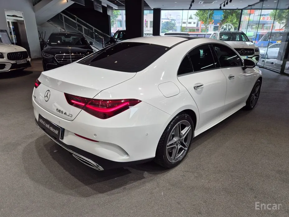 Фото 2 - Mercedes-Benz CLA-Class