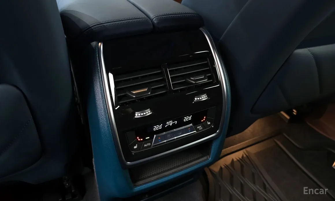 Фото 17 - BMW XM