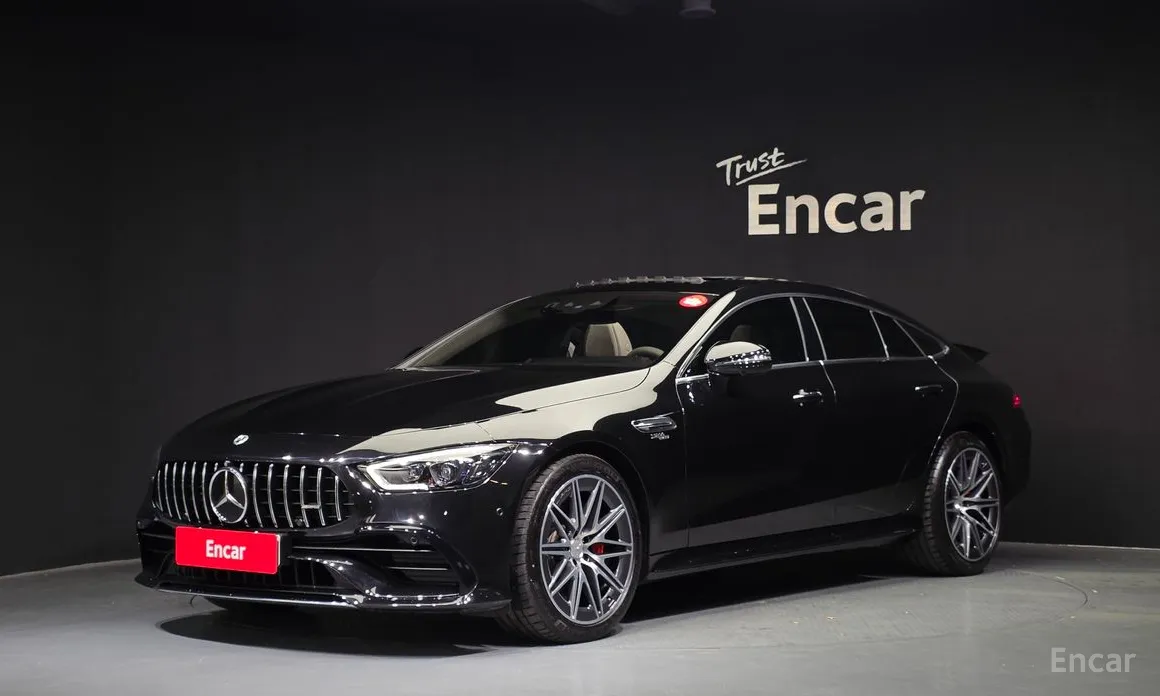 Фото 1 - Mercedes-Benz AMG GT