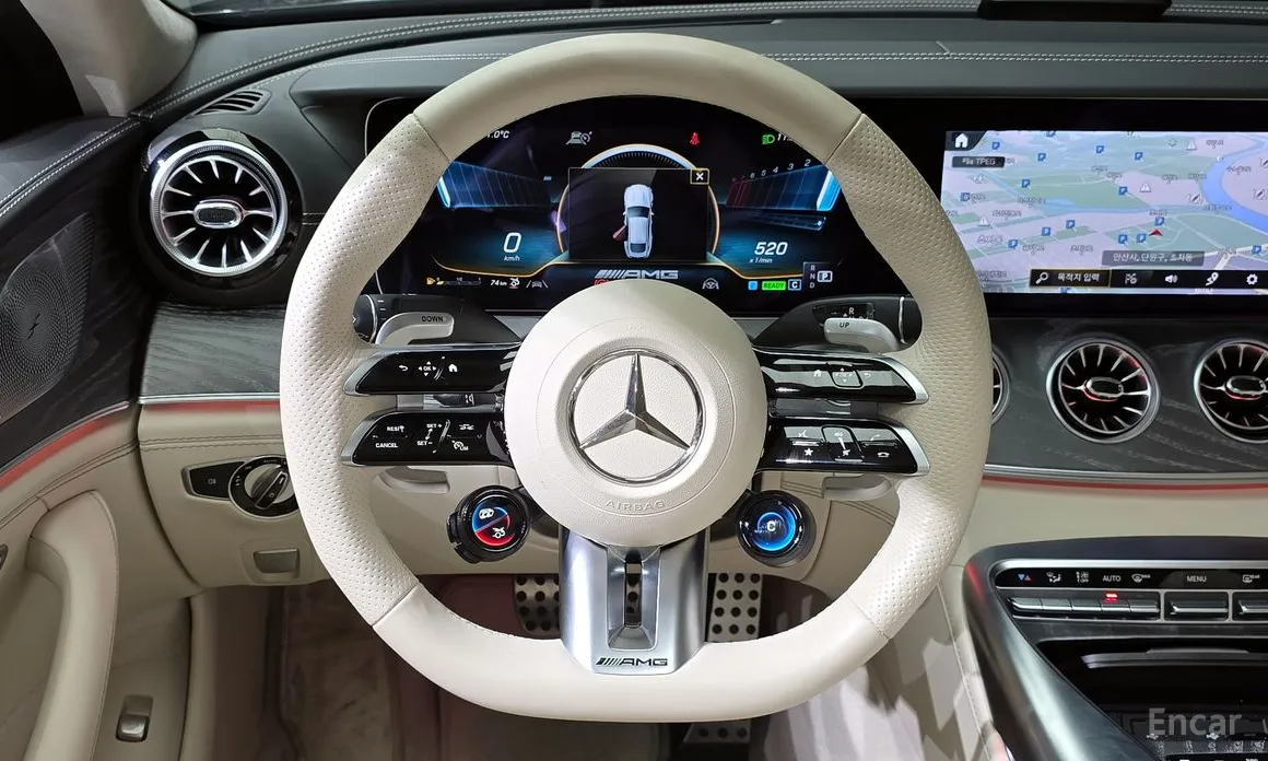 Фото 13 - Mercedes-Benz AMG GT