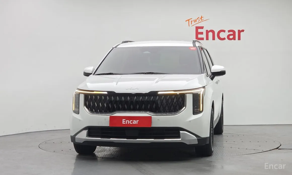 Фото 3 - Kia Carnival